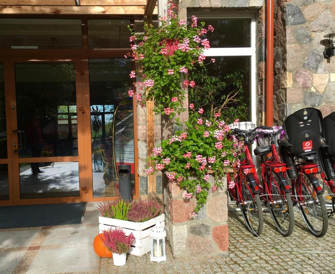 Hotel Albatros Serwy エクステリア 写真